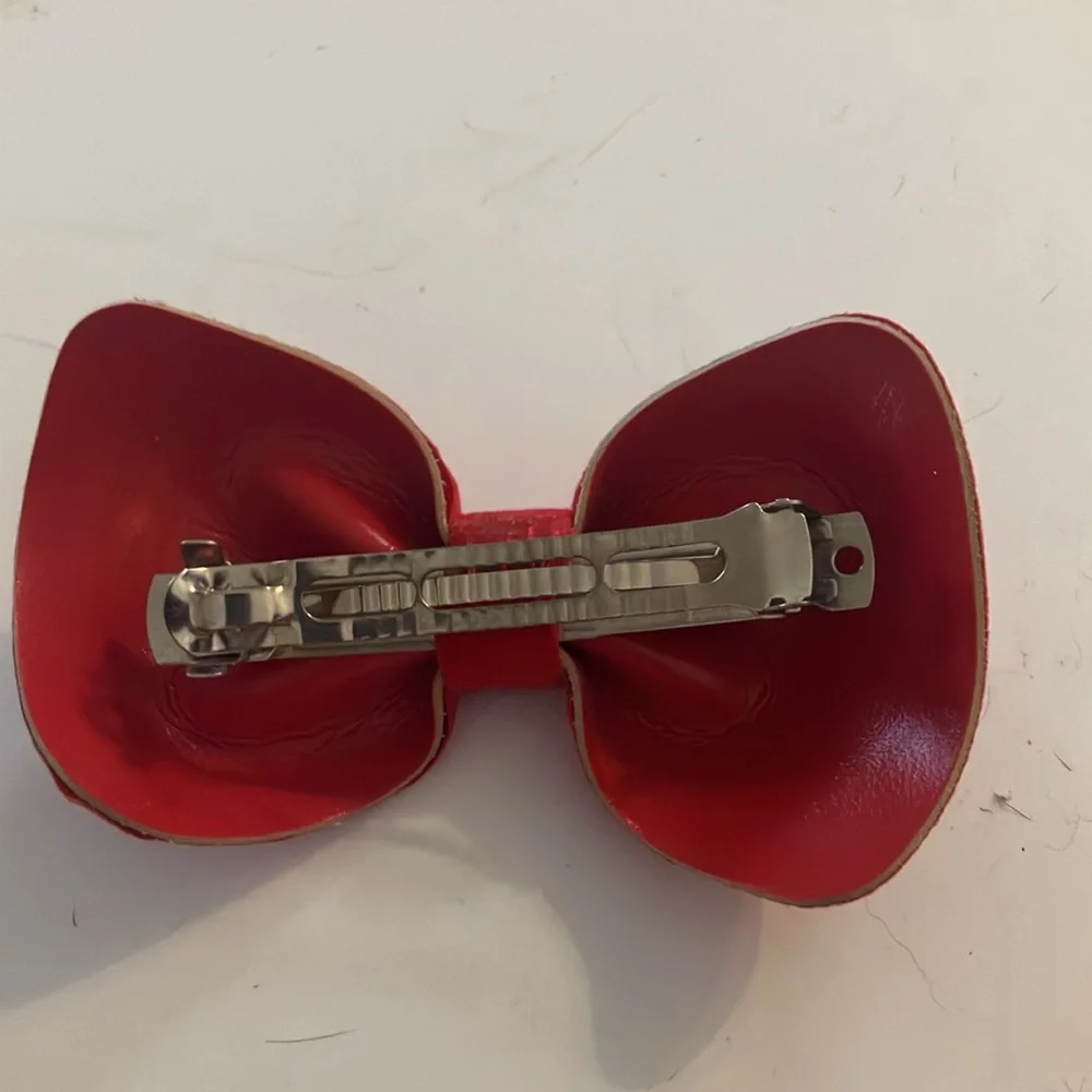 FINAL MARKDOWN Red velvet bow